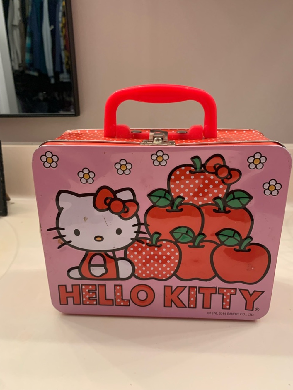 Sanrio Hello Kitty Pink Red Apple Metal Lunch Box